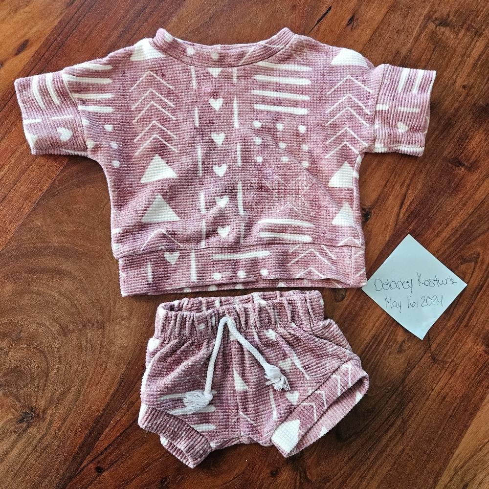 Dear Aspen 0-3m short and shirt set